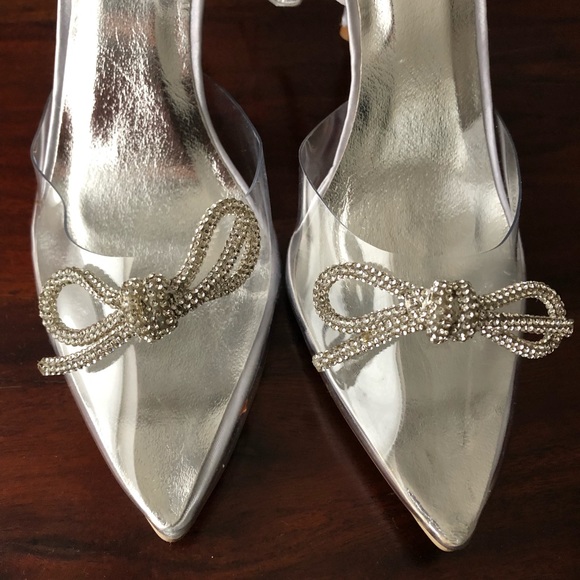 NWT Cinderella Heels - Picture 4 of 4